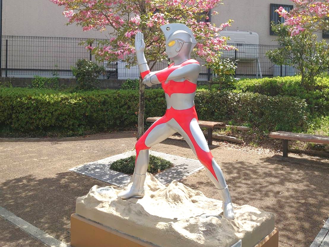 ウルトラマンのオブジェ